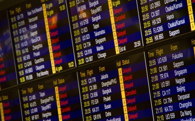 Zboruri anulate după defecțiune la Prestwick