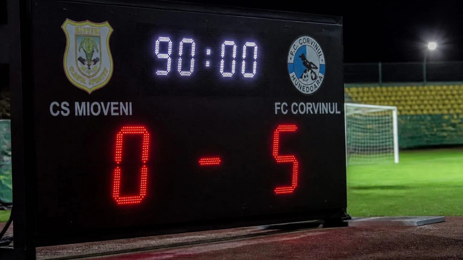 FCSB revine cu o victorie zdrobitoare la Mioveni. Echipa a urcat pe primul loc după 5-0 cu FC Argeș