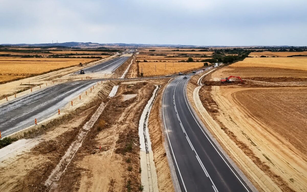 Aerial cu un șantier rutier