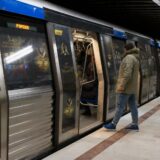 Circulația trenurilor de metrou sub avertisment