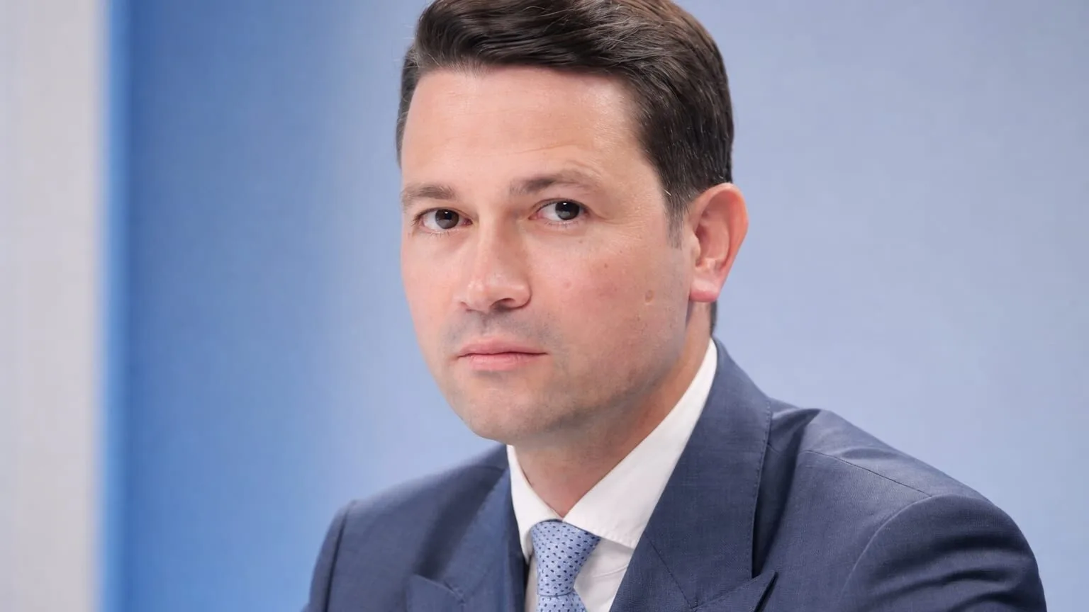Robert Sighiartău