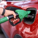 prețul benzinei, Benzina a urcat la 9,79 lei pe litru, iar în București cele mai mari tarife sunt la MOL și OMV