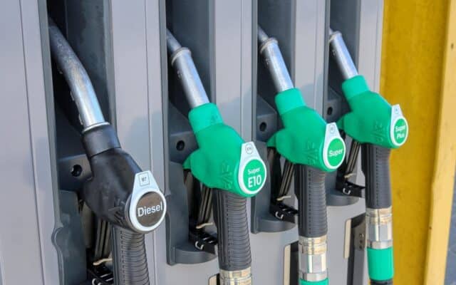 Pompe cu prețul carburanților