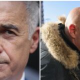 Expresie incruntata si barbat cu gluga blanita