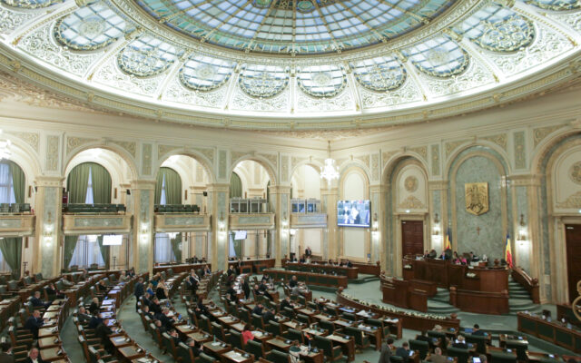 Concediu pentru părinții singuri