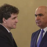 Guvern interimar, PSD și AUR au preluat poziții-cheie în Parlament și în instituțiile publice, susține Spotmedia