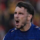 Sunderland Brentford, Brentford rămâne neînvinsă și urcă pe locul cinci, dar Sunderland egalează din penalty, 1-1
