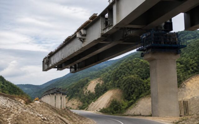 Tablierul metalic al Viaductului 23