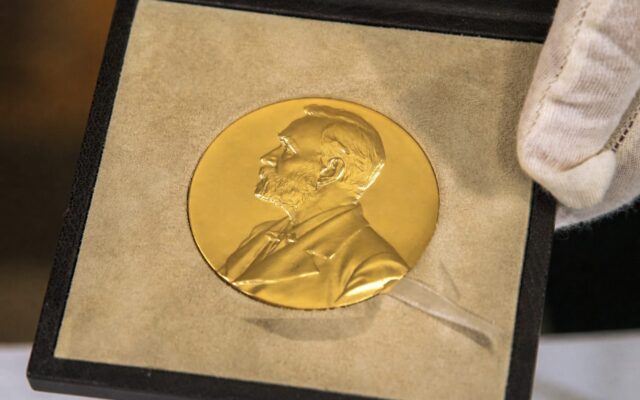 Portretul lui Alfred Nobel's pe medalie