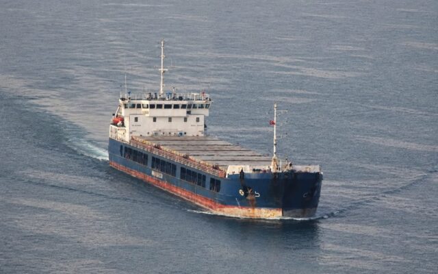 Navă cargo pe mare