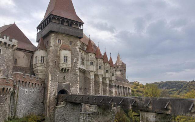 Castele restaurate în România