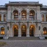 Vedere exterioară a Palatului Cotroceni unde se va desfășura ședința consiliului