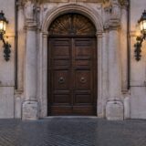 Intrarea principală în Palazzo Chigi