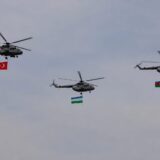 Elicoptere la un exercițiu militar
