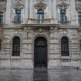 Sediul din Budapest’s Szabadság Square
