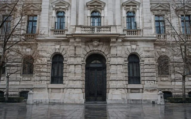 Sediul din Budapest’s Szabadság Square