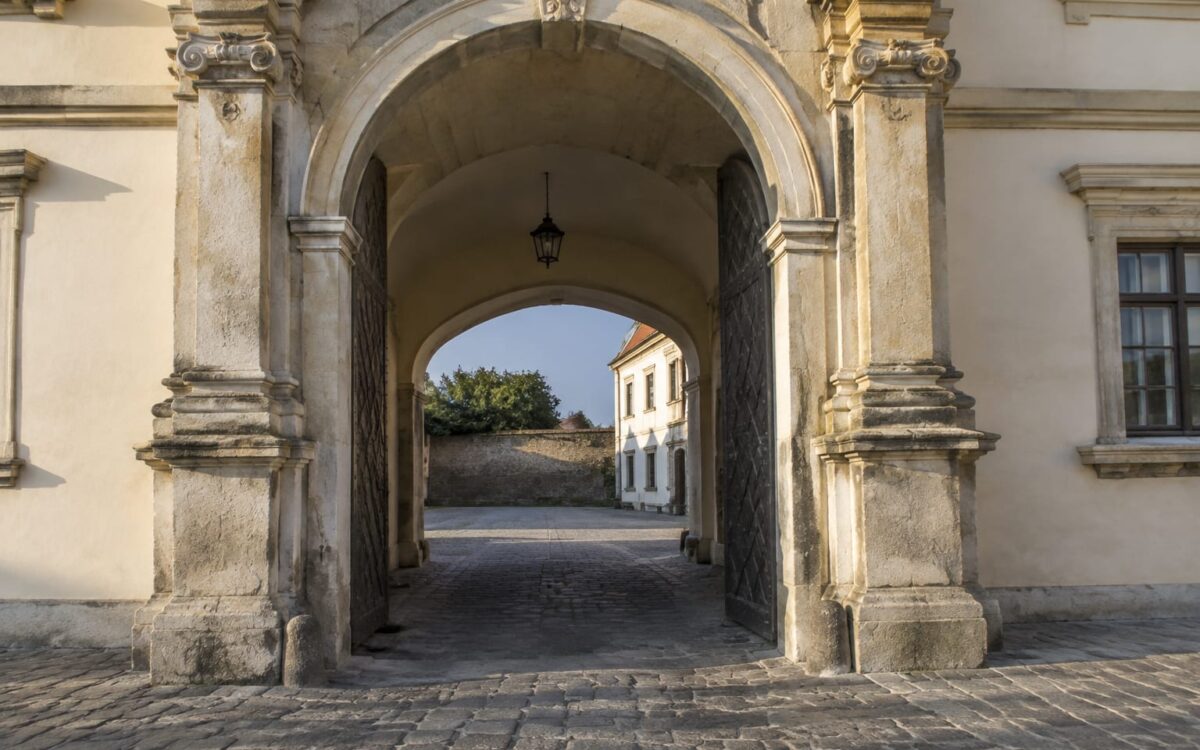 Intrarea în Alba Carolina Citadel Alba Iulia