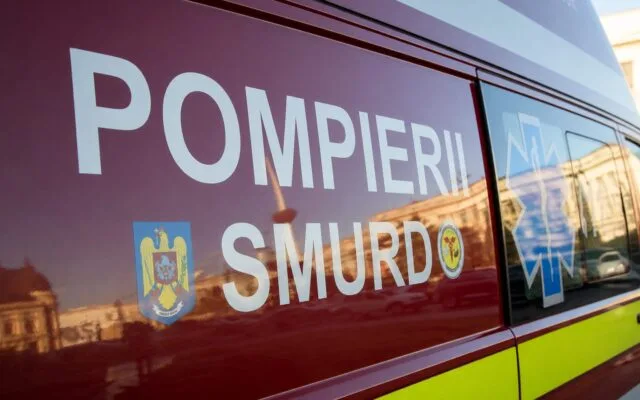 Lateralul autospecialei SMURD