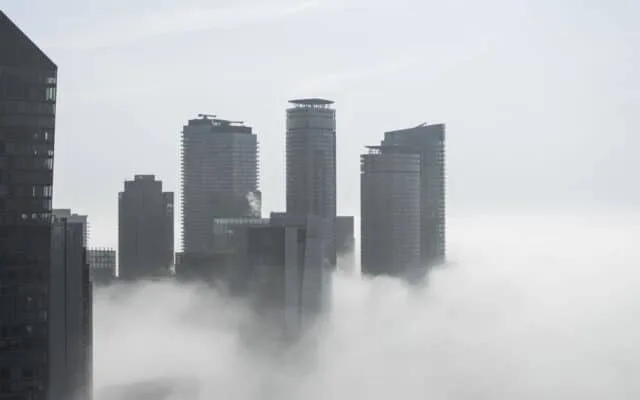 Inversiune termică deasupra zgârie-norilor
