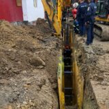 Muncitor scos din groapa sapata, interventie salvare la