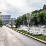 Palatul Parlamentului din București, văzut de pe Bulevardul Unirii