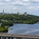 Podurile Kievului peste Dnieper River