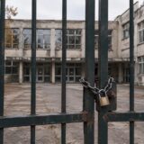 Liceu din French cu porțile închise