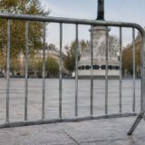 Garduri în Place de la République
