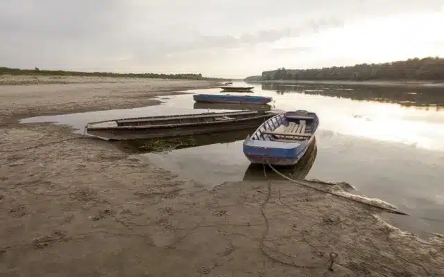 Debitul Dunării la cote alarmante