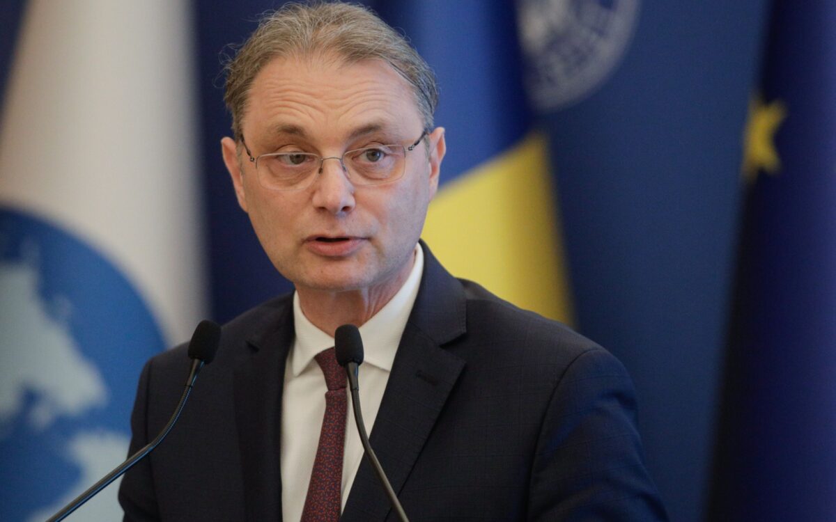 Luca Niculescu primește mandatul de a forma Guvernul după trei nominalizări eșuate
