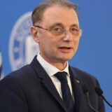 siguranța în școli, Luca Niculescu anunță pregătirea unui plan împotriva violenței din școli, după atacurile asupra elevilor