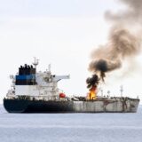 Rezerve de petrol în flăcări