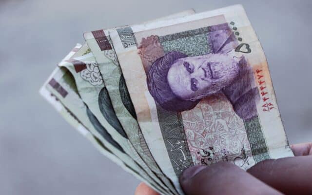 Bancnote de rial iranian