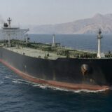 Tanc petrolier în Strâmtoarea Hormuz